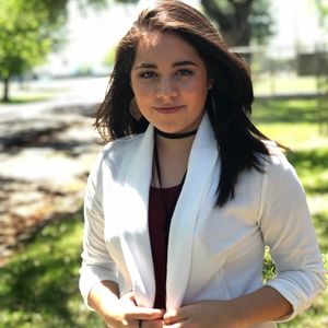 Meet your Posher, Maria